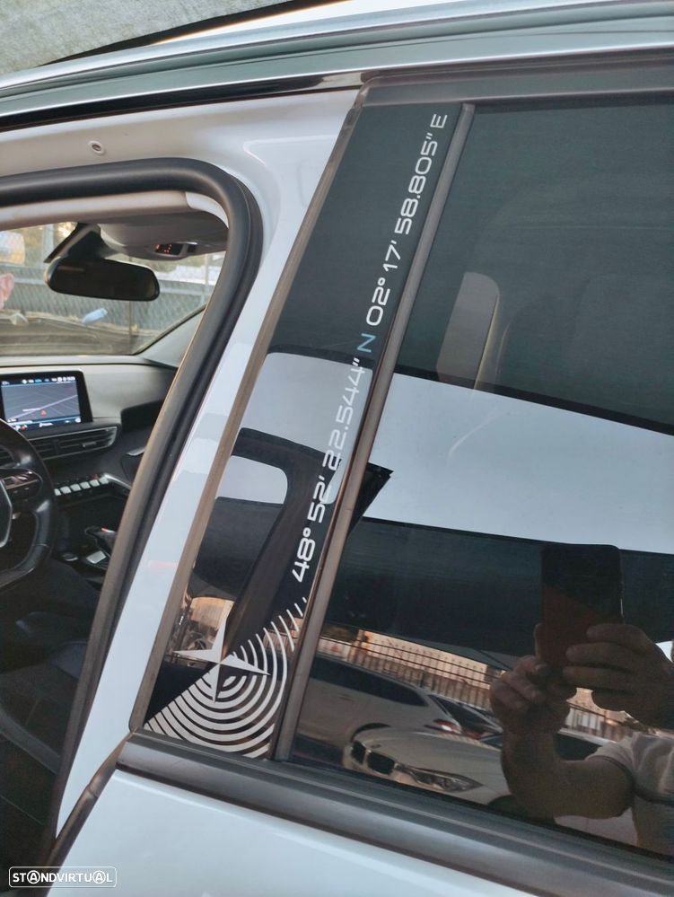 Peugeot 3008 1.2 PureTech Allure Grip Control EAT6 - 5