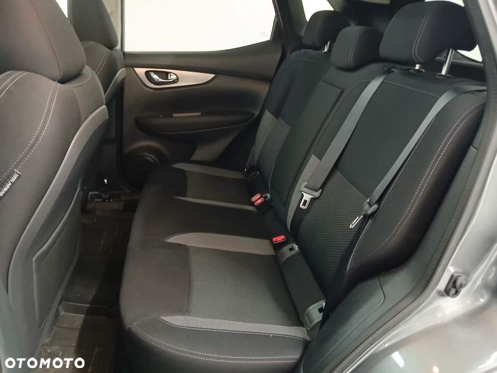 Nissan Qashqai - 12