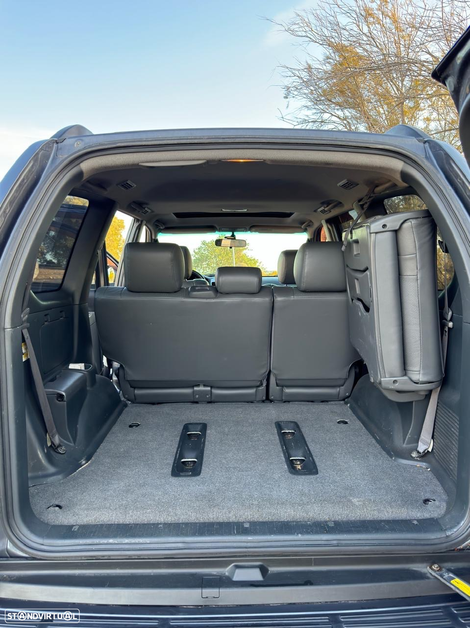 Toyota Land Cruiser Prado - 3