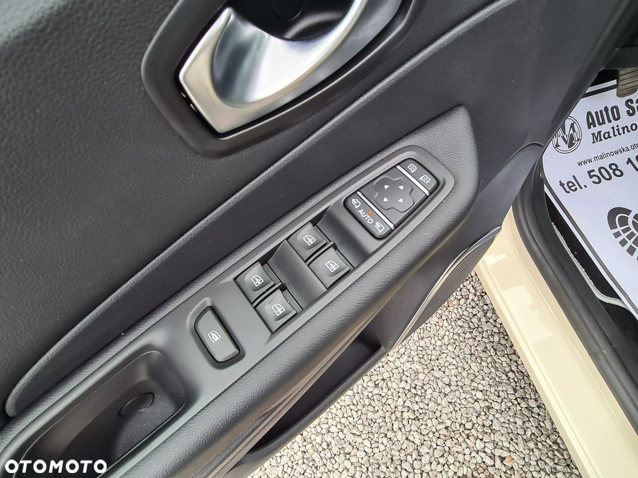 Renault Captur 1.5 dCi Life - 24