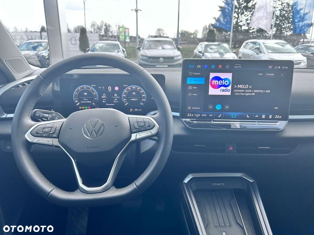Volkswagen T-Roc - 15