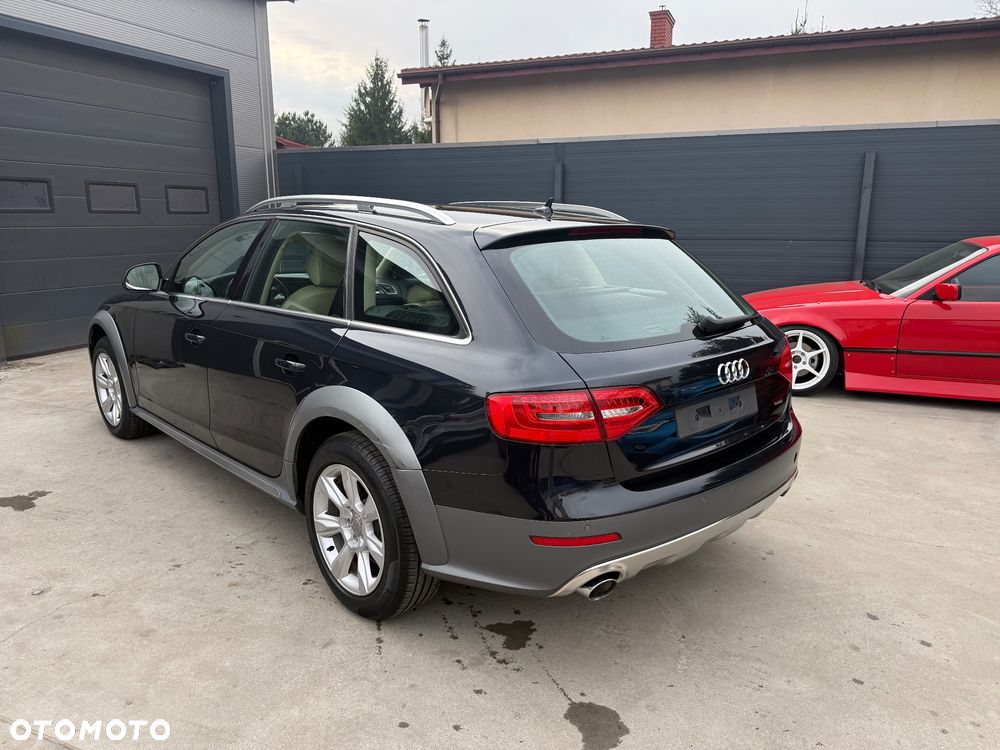 Audi A4 Allroad - 10