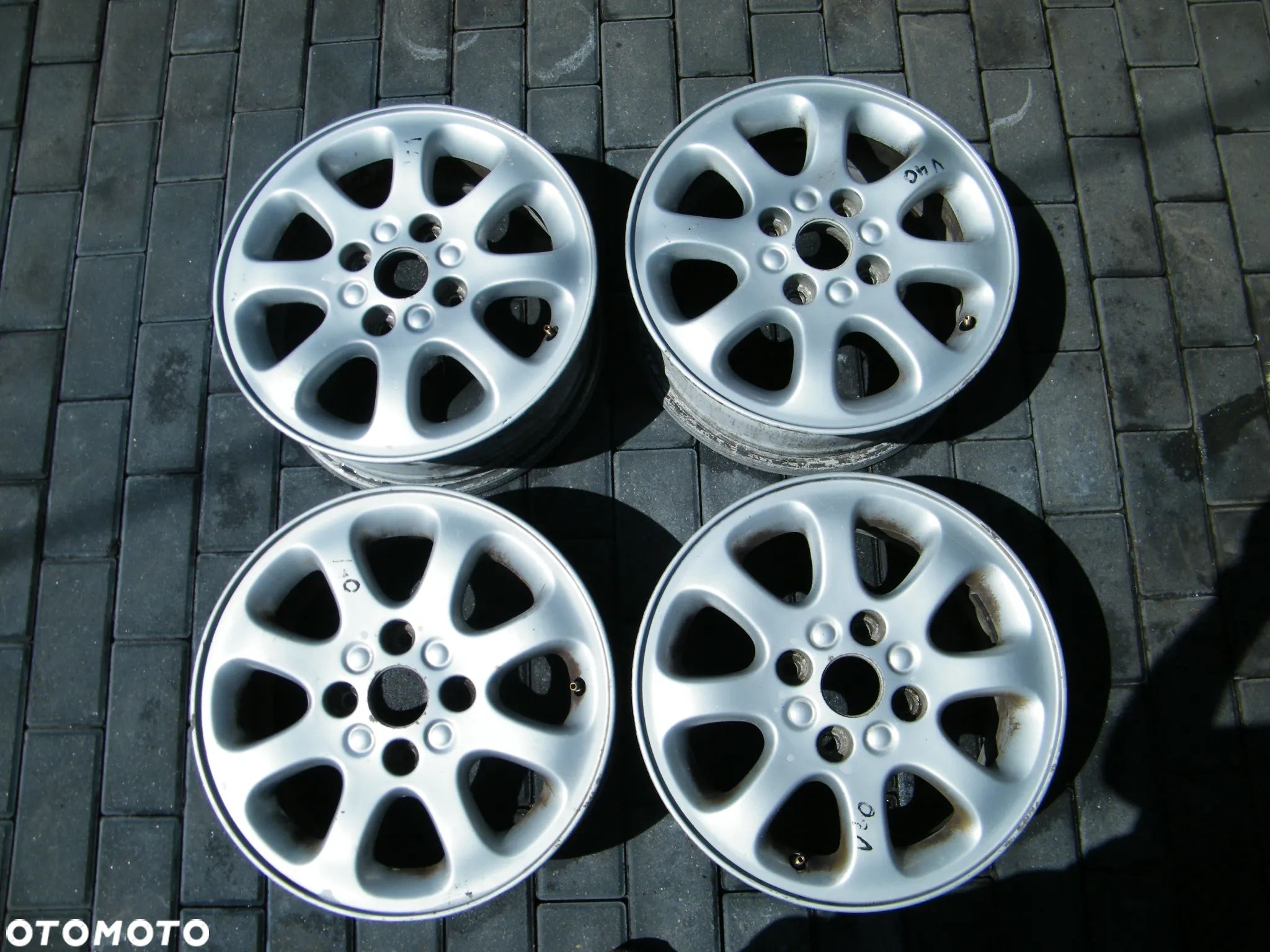 Felgi aluminiowe alufelgi komplet 4x115 ET44/ 6J x 15 otwór 67 - 1