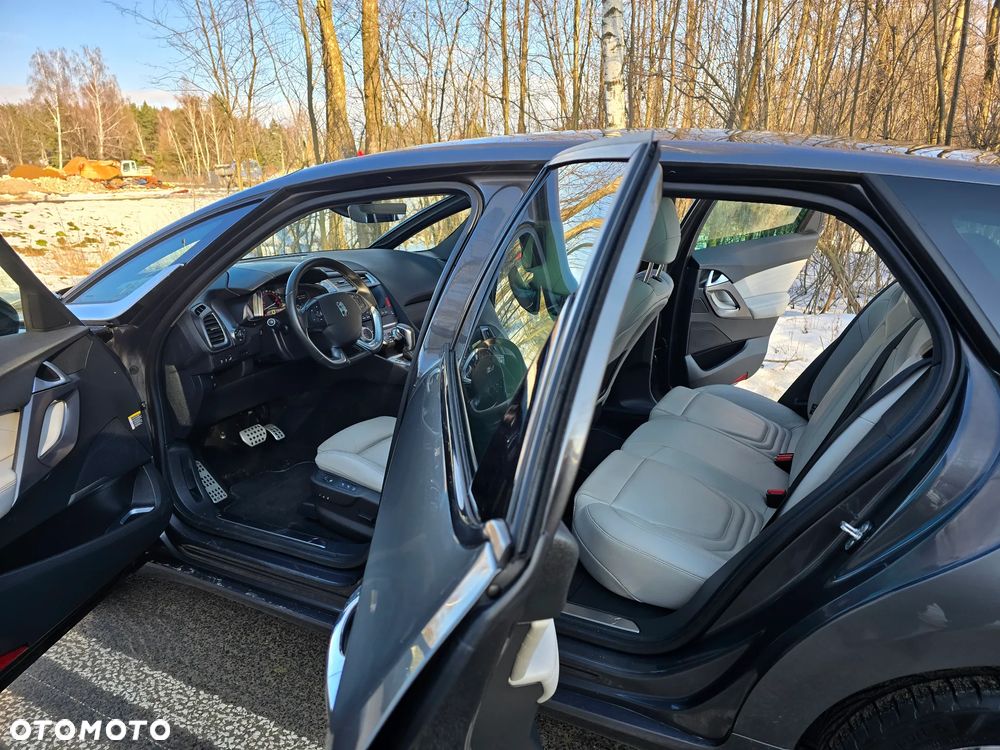 DS Automobiles DS 5 - 16