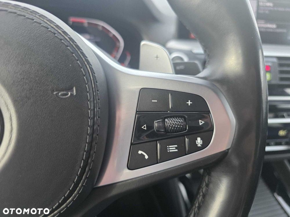 BMW X4 - 25