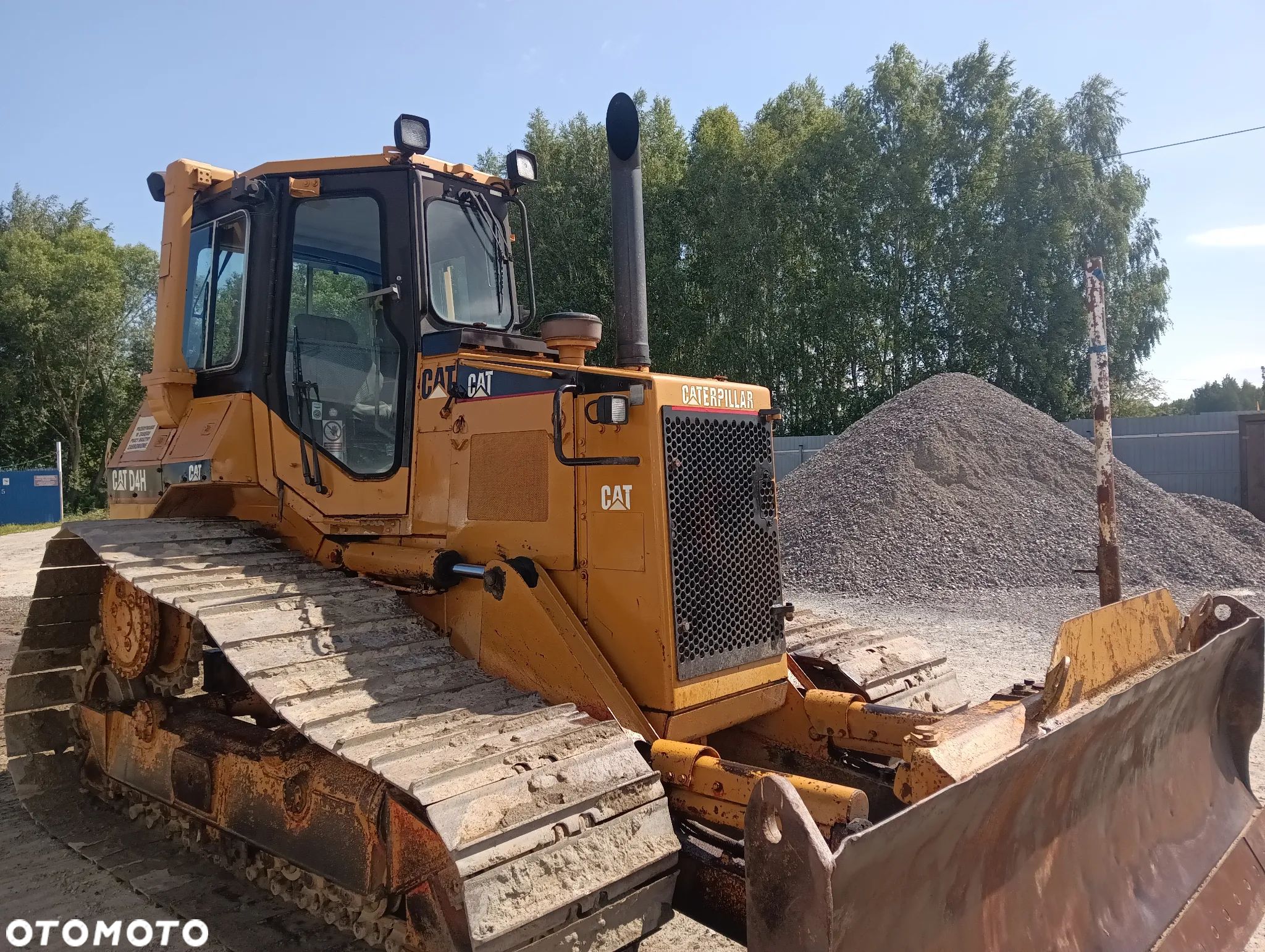 Caterpillar D4 - 1
