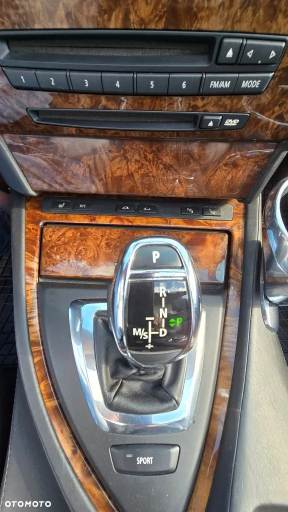 BMW Seria 6 650 i - 22