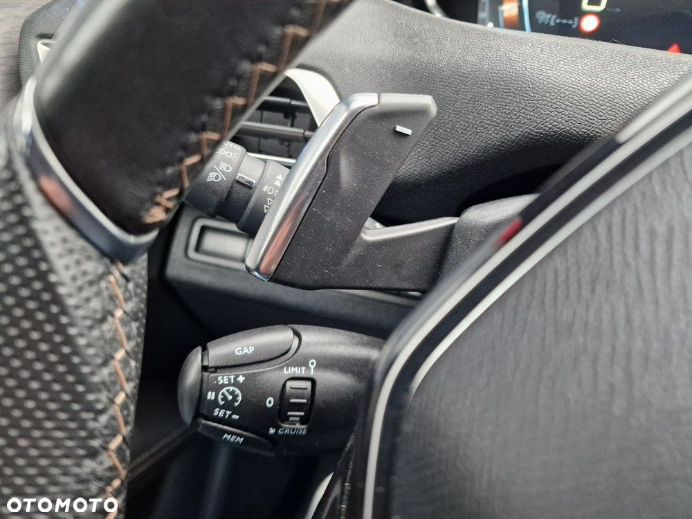 Peugeot 3008 BlueHDi 180 Stop & Start EAT8 GT - 37
