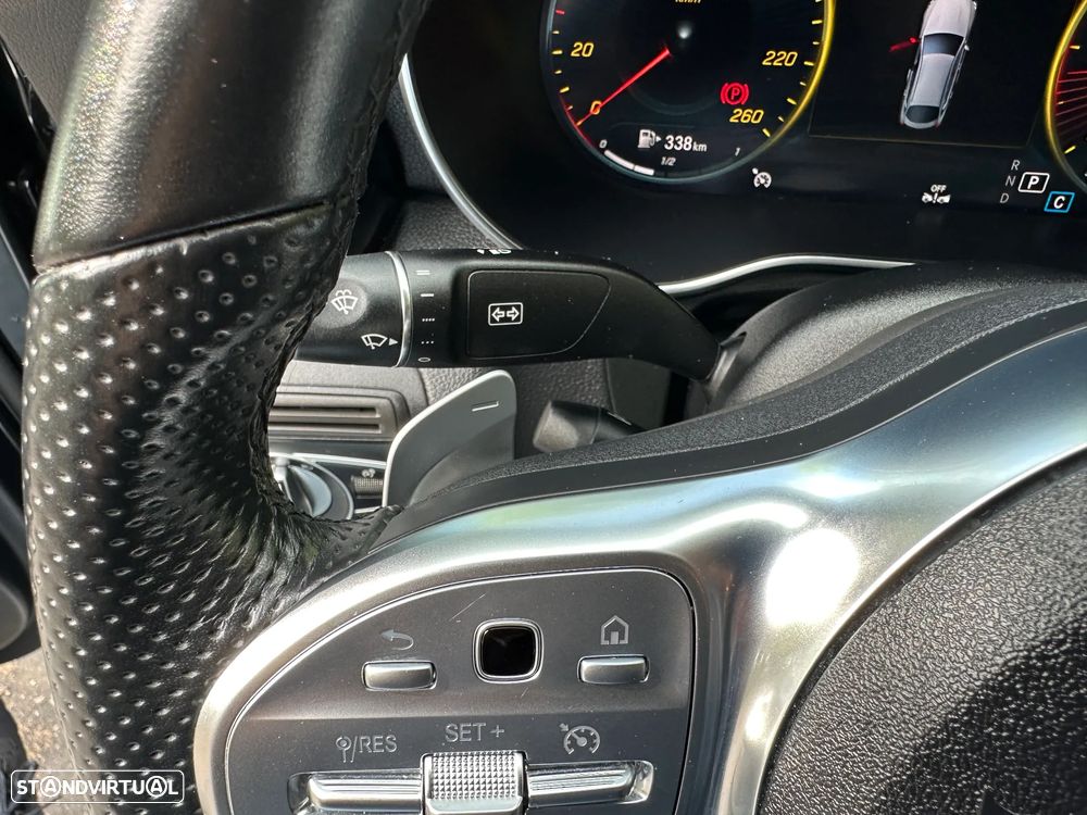 Mercedes-Benz GLC 220 d 4Matic 9G-TRONIC AMG Line - 36