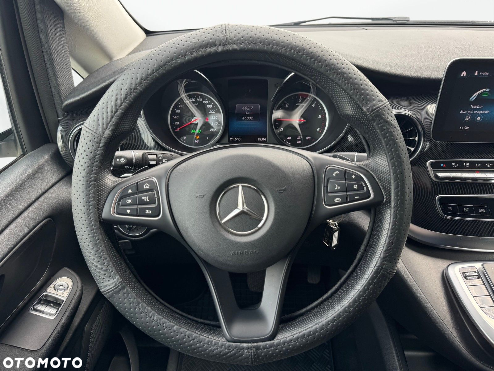 Mercedes-Benz Klasa V - 16