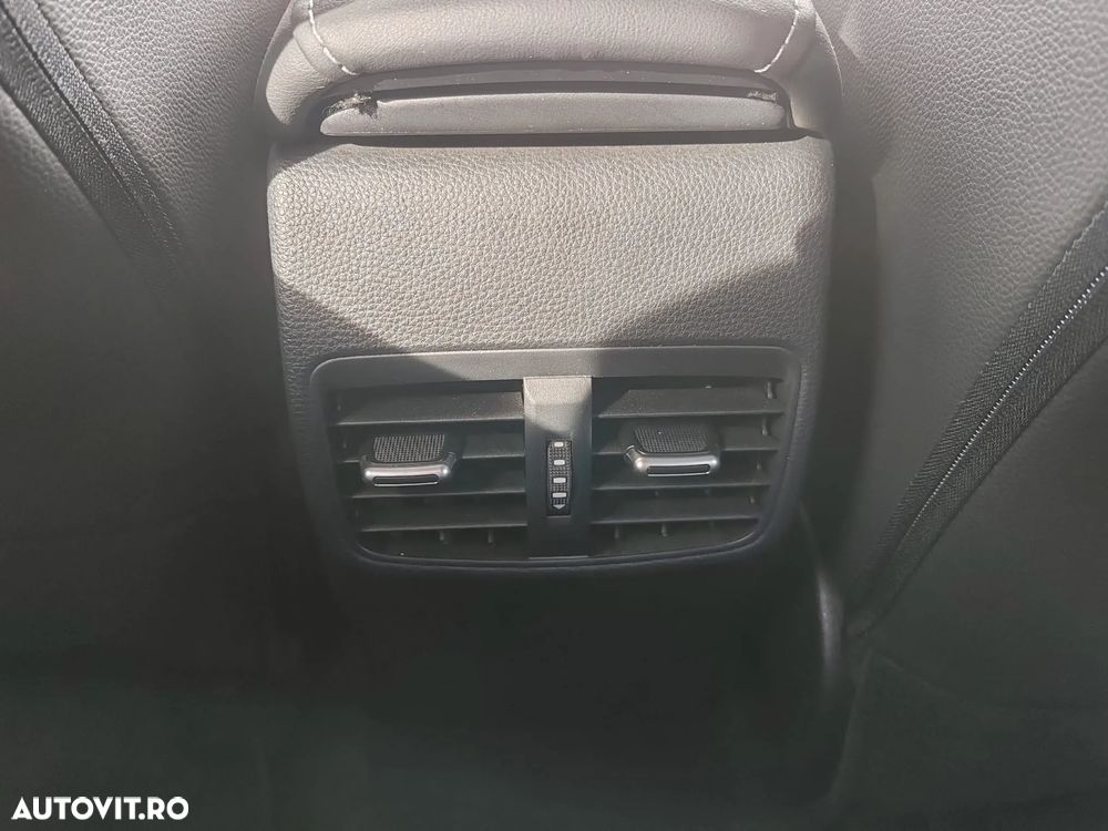 Toyota Corolla 2.0 HSD Exclusive Plus GR Sport - 16