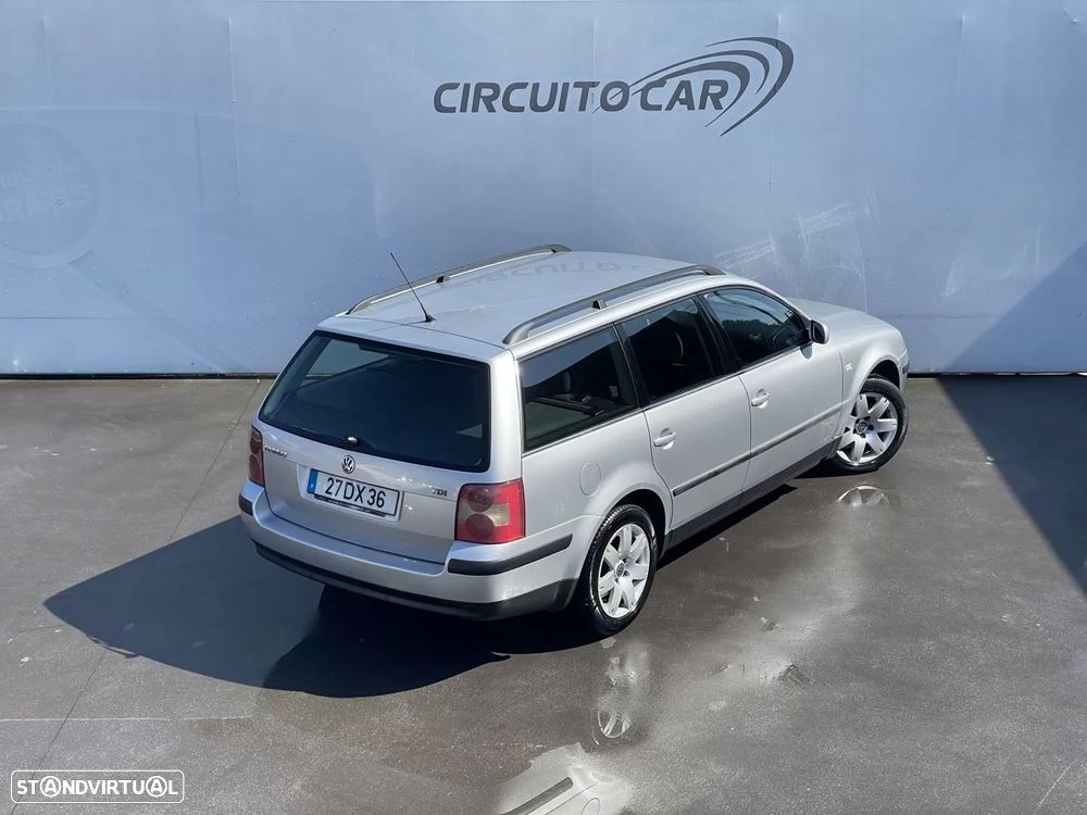 VW Passat Variant 1.9 TDi Confortline - 9