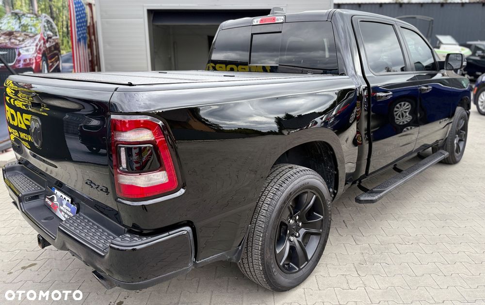 Dodge RAM 1500 5.7 4x4 - 14