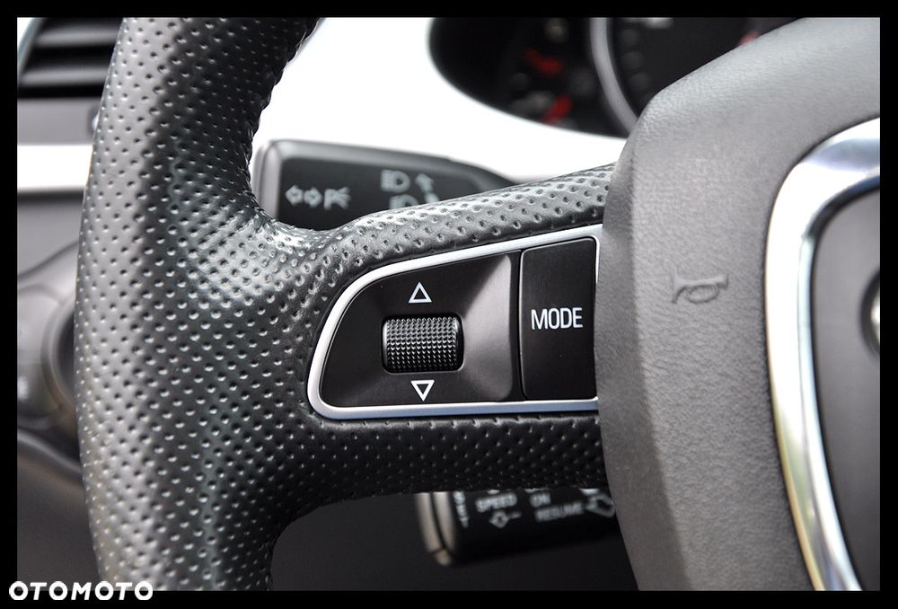 Audi A4 Avant 3.0 TDI DPF quattro S line Sportpaket (plus) - 36
