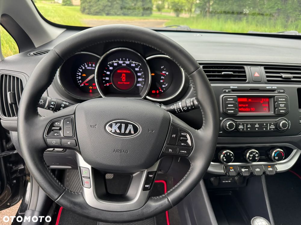 Kia Rio - 13