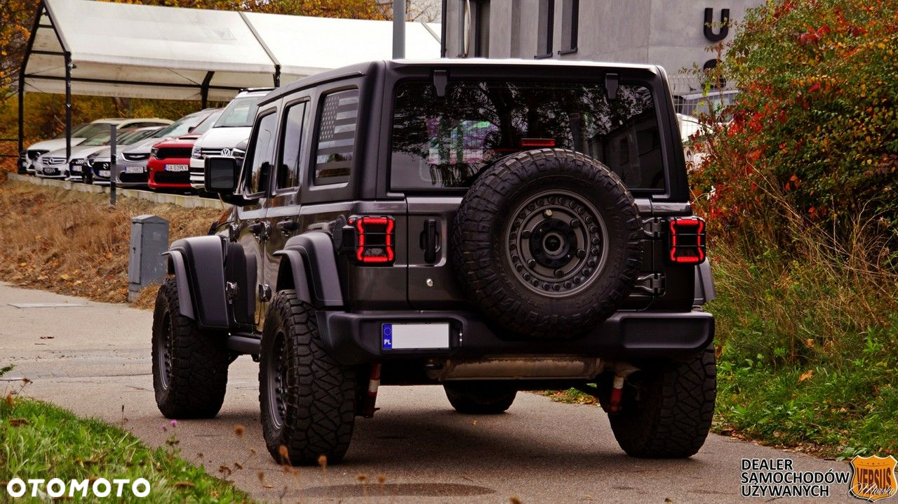 Jeep Wrangler - 6
