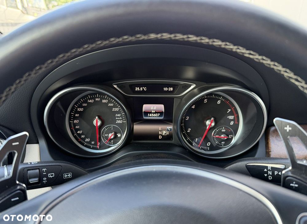 Mercedes-Benz GLA 250 4-Matic - 27