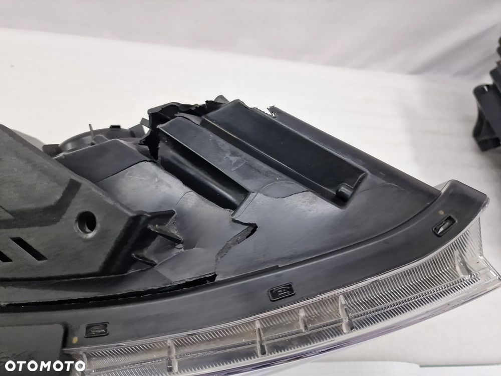 HYUNDAI I30 III 3 LIFT PRAWA LAMPA PRZEDNIA PRZÓD FULL LED , NR 92102-G4XXX / 92102-G4600 , NR AUKCJI LA70 - 7