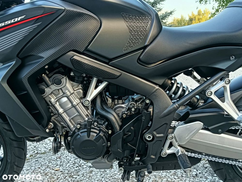 Honda CB - 27