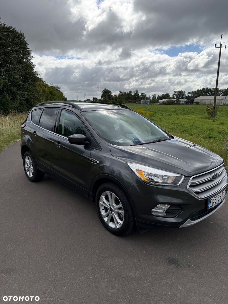 Ford Kuga - 2
