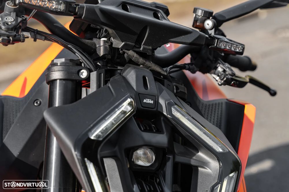KTM Superduke R - 13