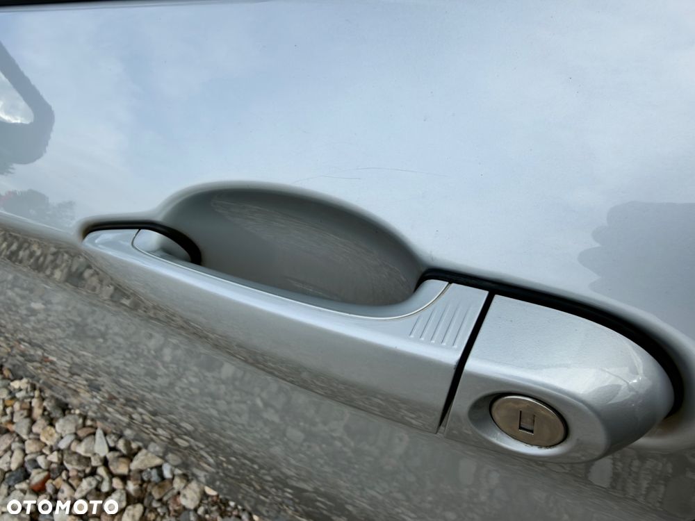 BMW Seria 1 - 35