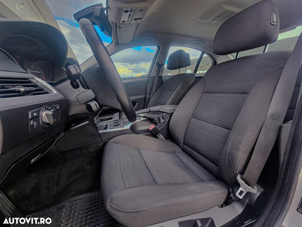 BMW Seria 5 520d Edition Exclusive - 10