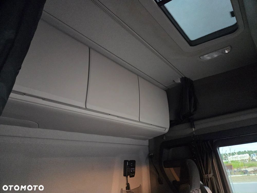 Scania R450/ 4 PODUSZKI TYŁ/ KLIMA POSTOJOWA/ ALUFELGI/ NAVI/ SERWIS NIEMCY - 4