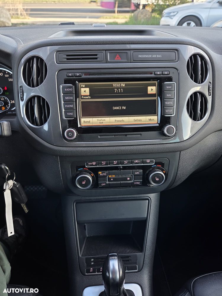 Volkswagen Tiguan 2.0 TDI DPF 4Motion BlueMotion Technology DSG Exclusive - 14