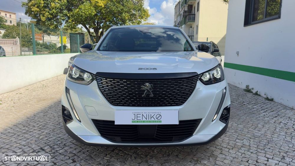 Peugeot 2008 1.2 PureTech Allure Pack EAT8 - 6