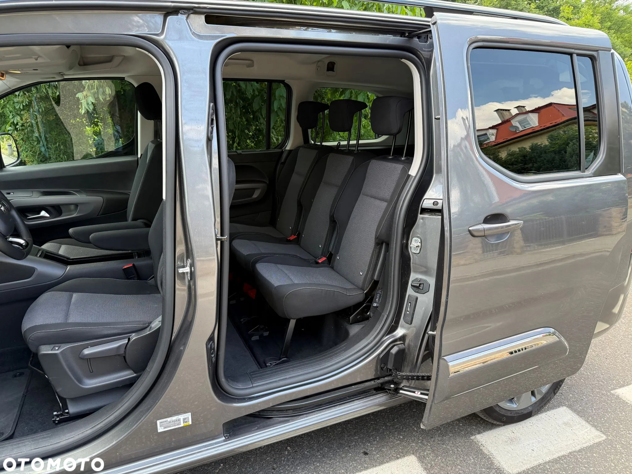 Toyota Proace City Verso Long 1.5 D-4D Family - 12