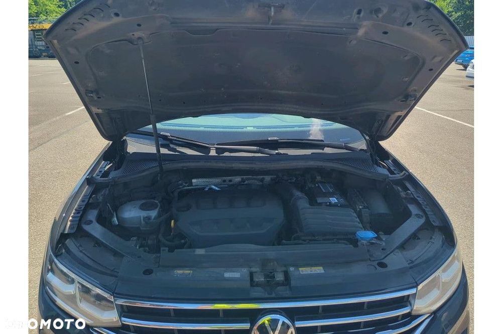 Volkswagen Tiguan - 17