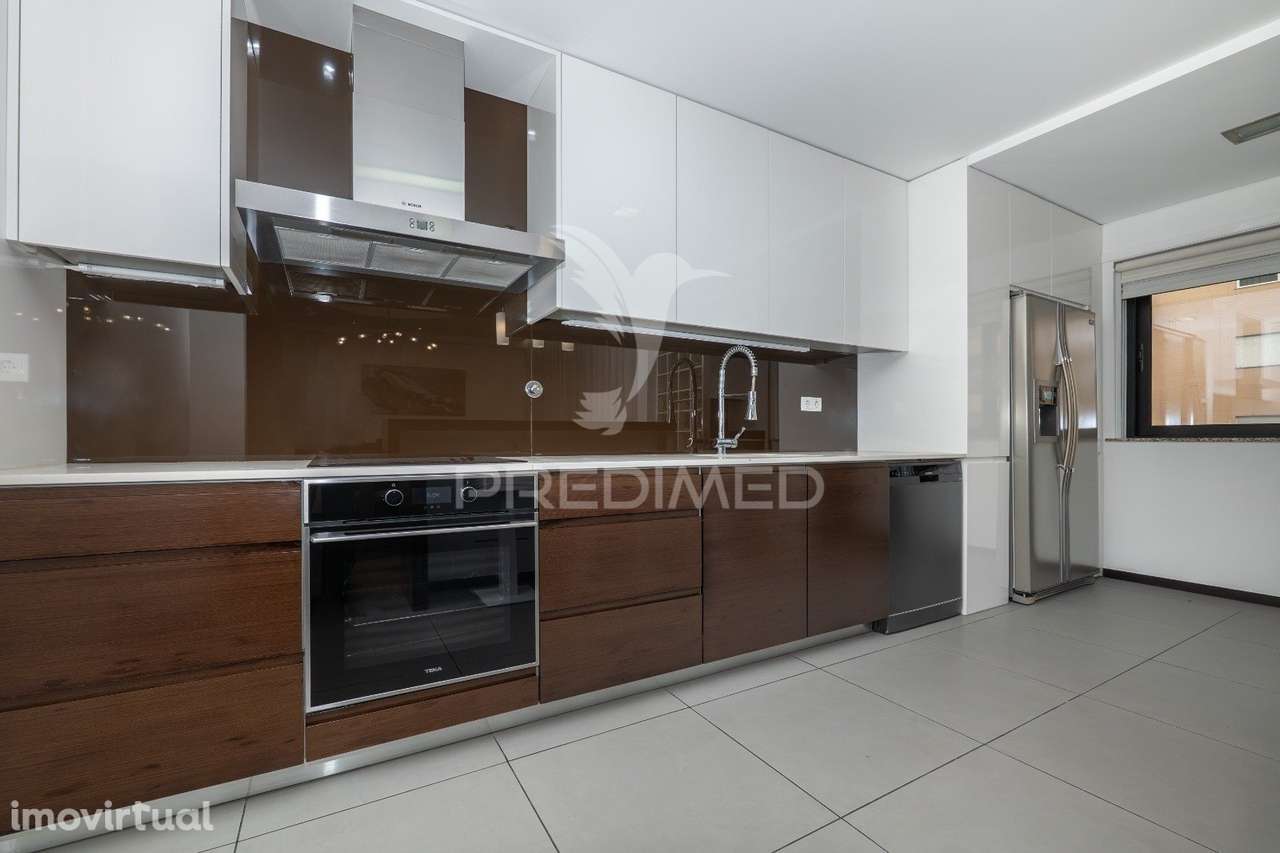 Apartamento T3 - Lamaçães - Grande imagem: 4/40