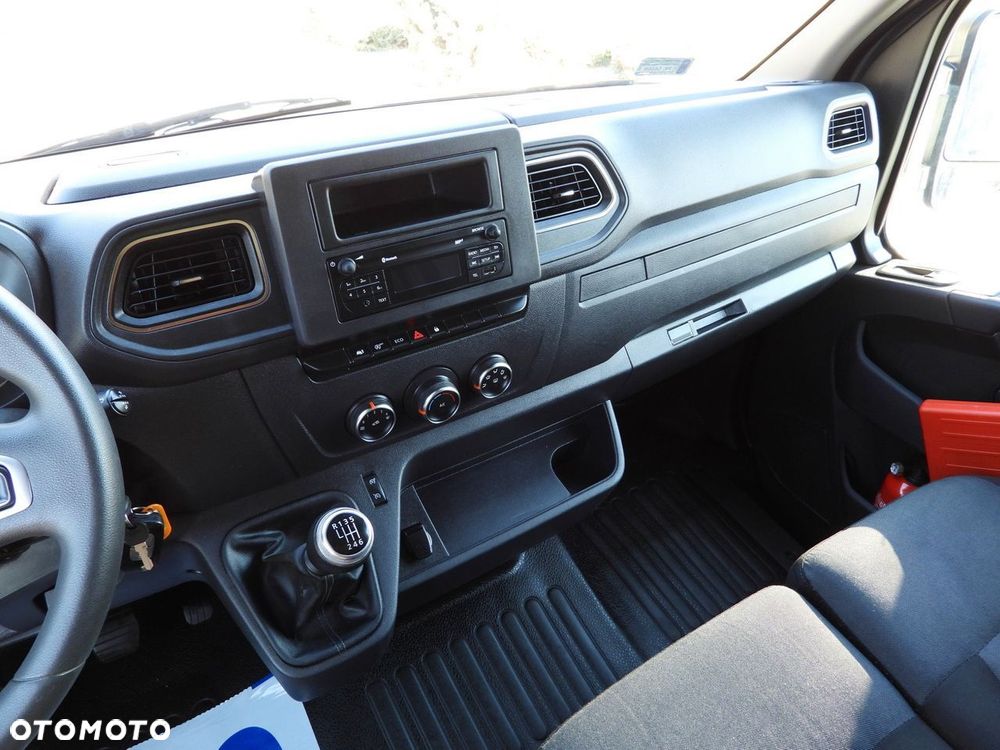 Renault MASTER PLANDEKA 10 PALET WEBASTO TEMPOMAT LEDY PNEUMATYKA KLIMATYZACJA  165KM - 33