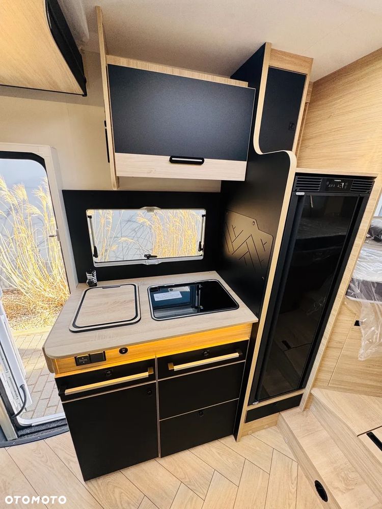 Ford Chausson 627 GA Titanium Line - 21