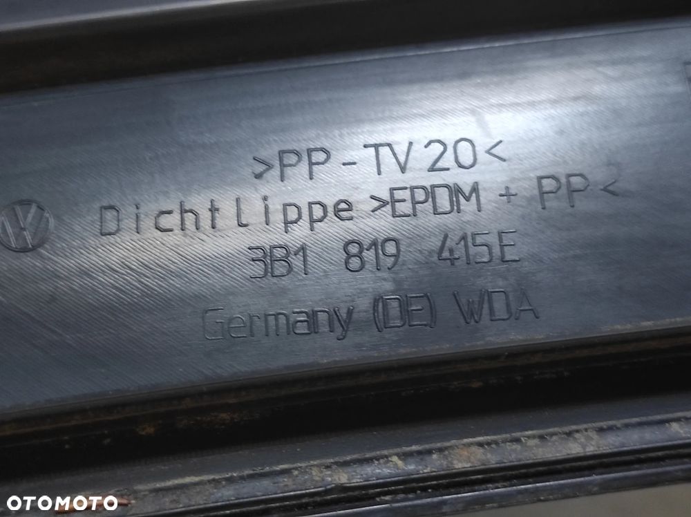 VW PASSAT B5 FL SKODA SUPERB 1 3B1819417D PODSZYBIE PLASTIKOWE OSŁONA ZGARNIACZ WODY WYSYŁKA !!!! - 5