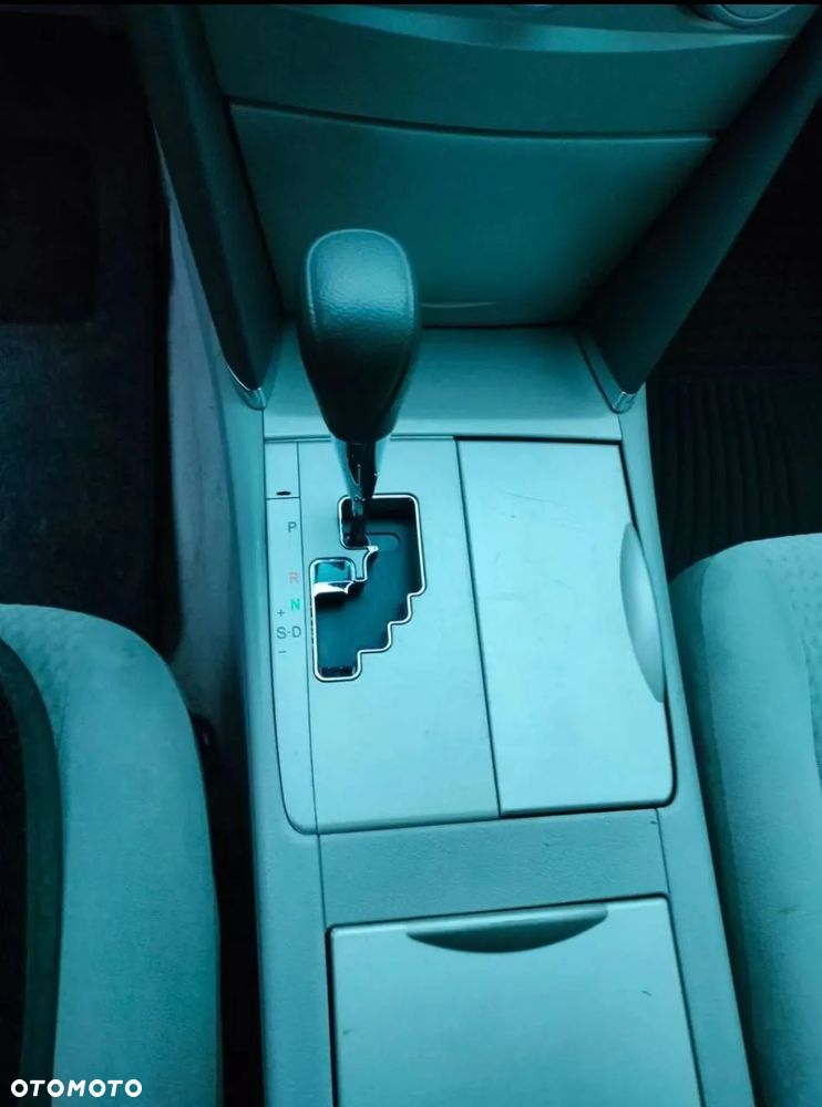 Toyota Camry 2.5 SE - 7