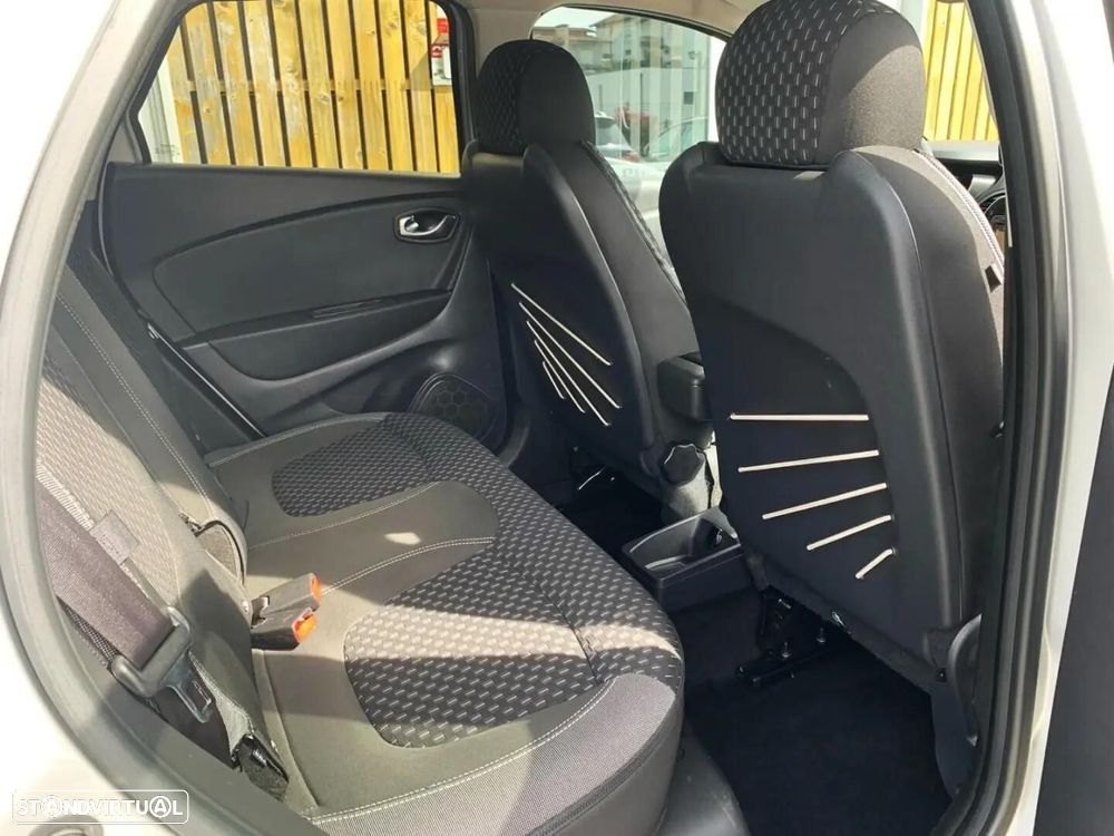 Renault Captur - 15
