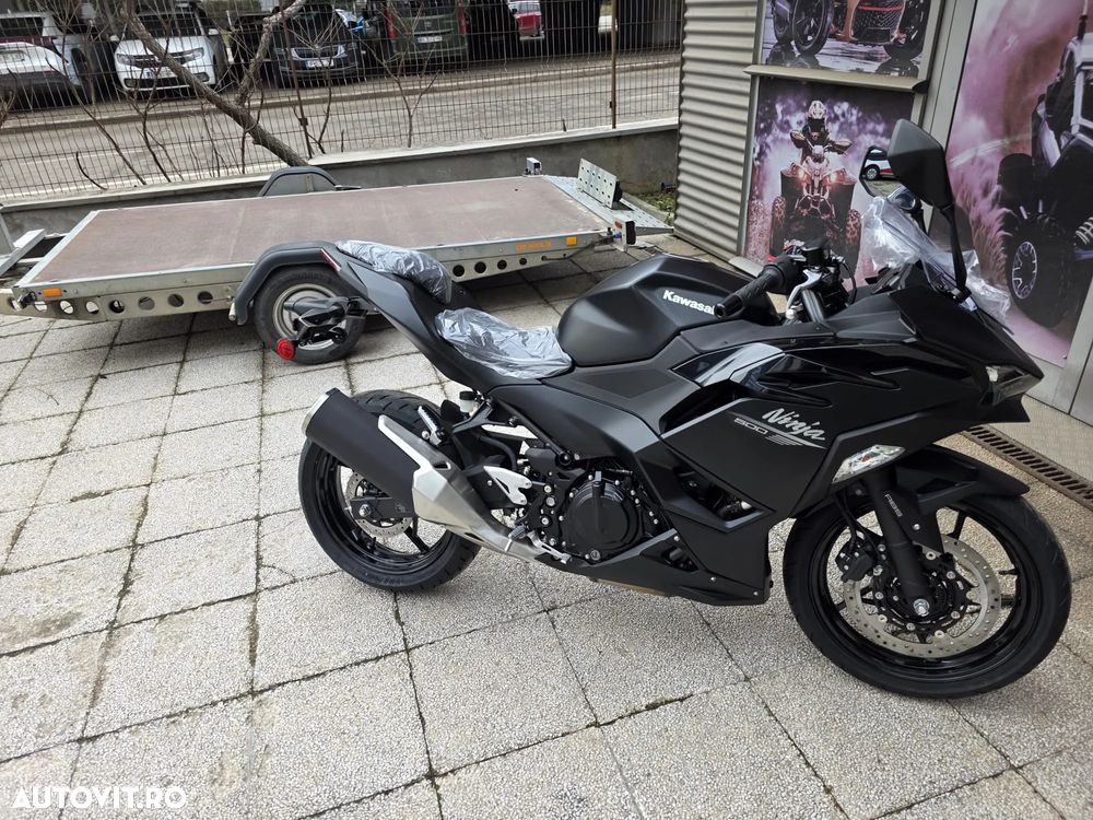 Kawasaki Ninja 500 - 6