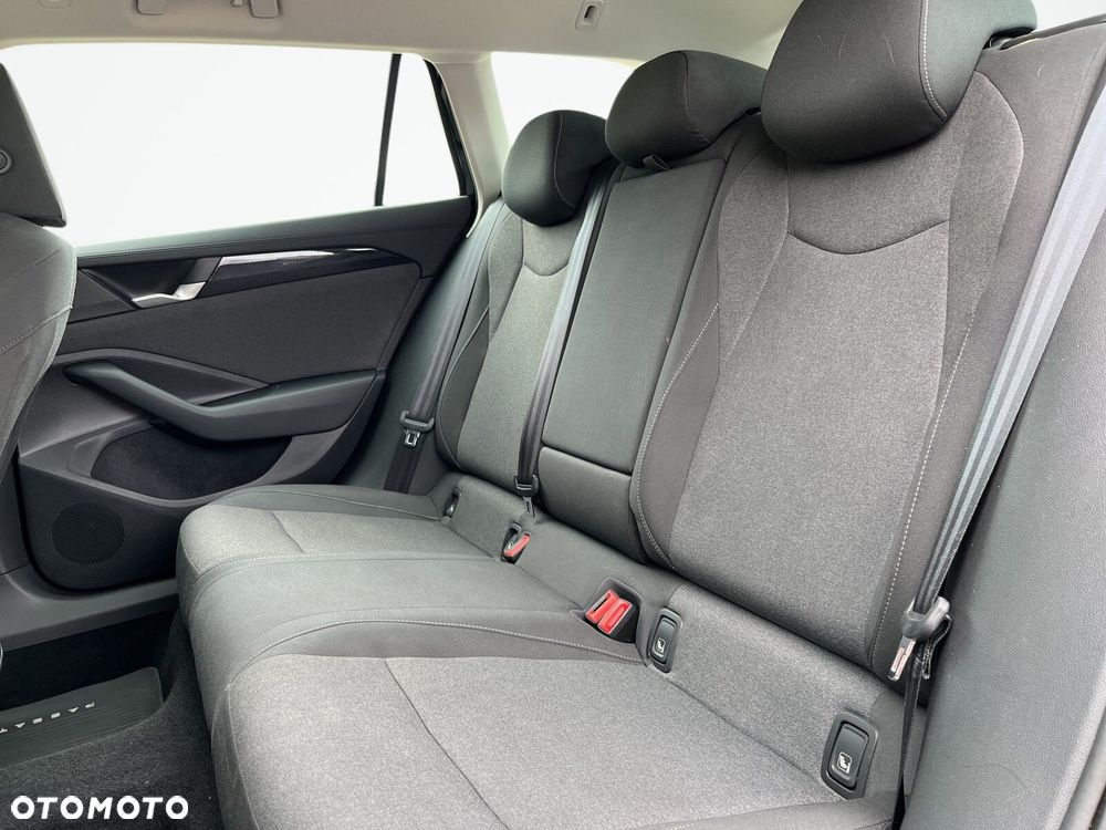 Volkswagen Passat Variant - 15