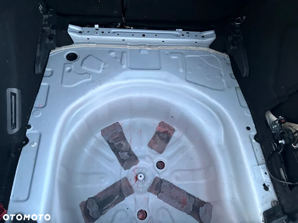 Toyota Corolla - 5