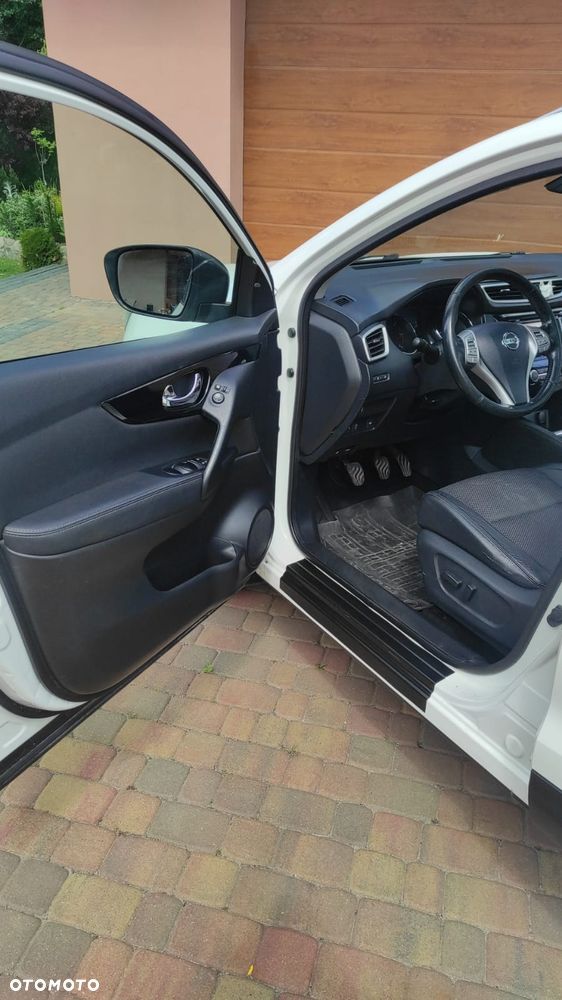 Nissan Qashqai 1.5 dCi Tekna - 14