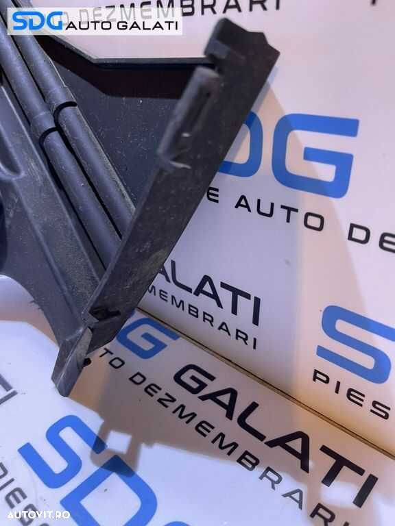 Capac Distributie Motor Renault Fluence 1.5 DCI 2010 - 2016 8200795012A 8200795012 [V0445] - 2