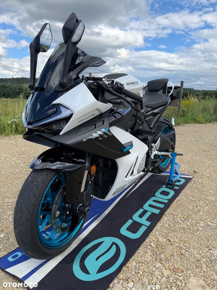 CFMoto 675SR - 13