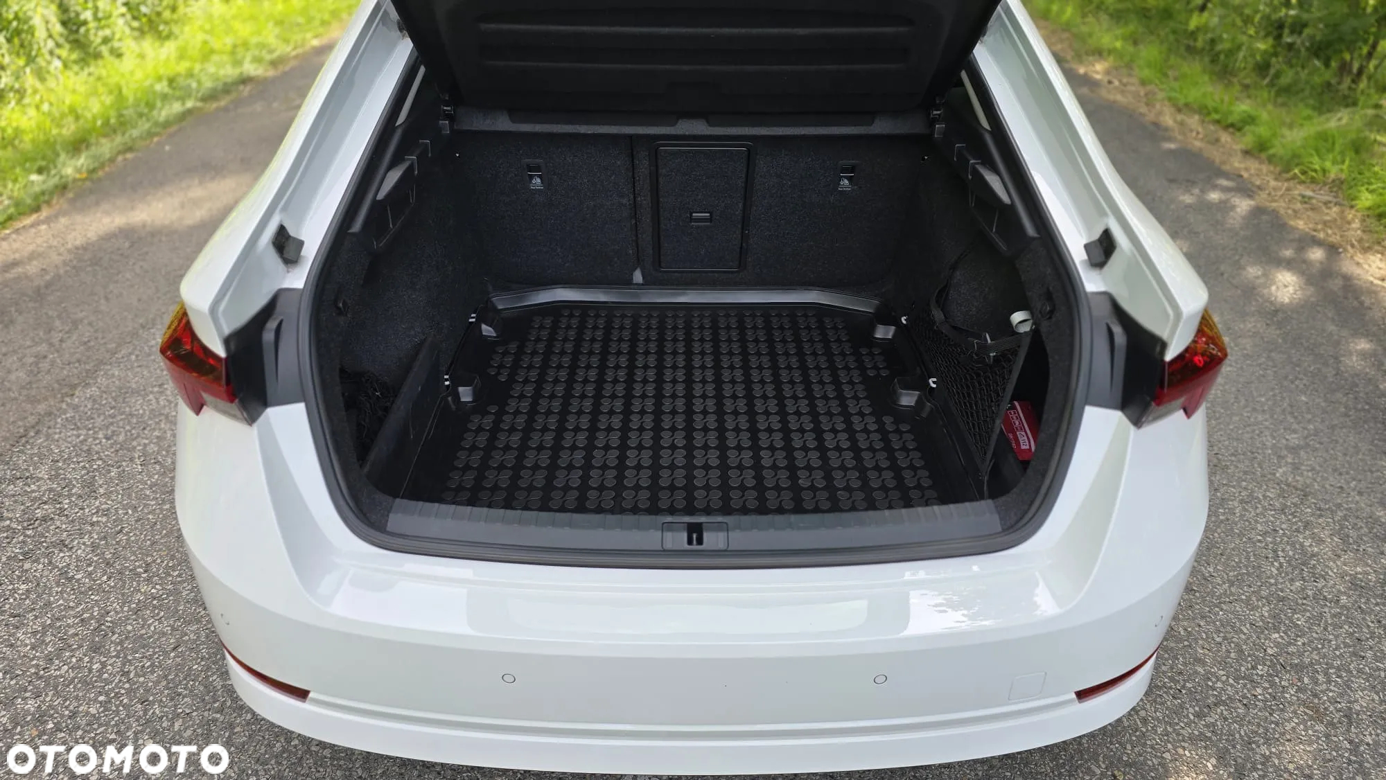 Skoda Octavia 2.0 TDI Ambition DSG - 6