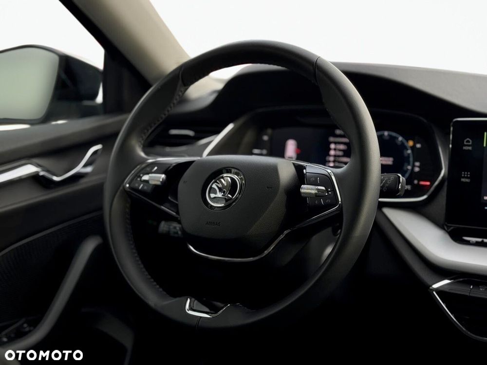 Skoda Octavia - 25