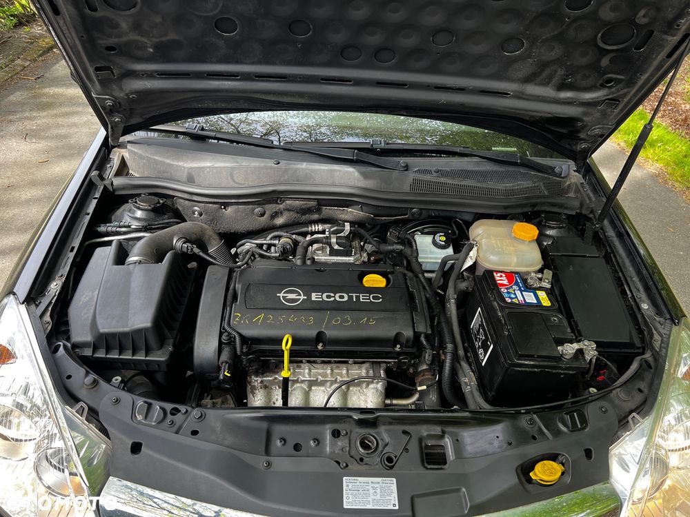 Opel Astra 1.6 Enjoy - 27