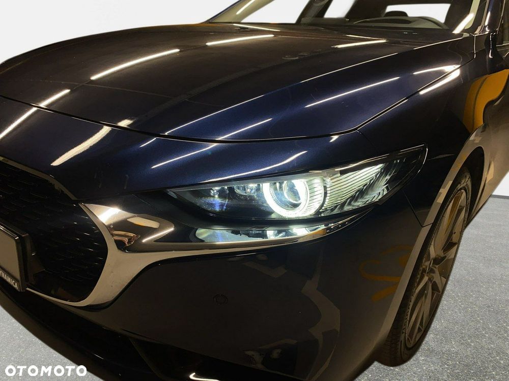 Mazda 3 - 10