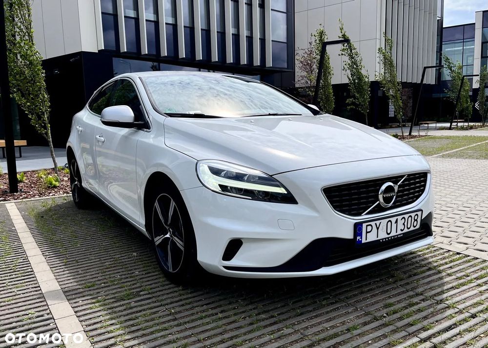 Volvo V40 T3 Drive-E R-Design Momentum - 2