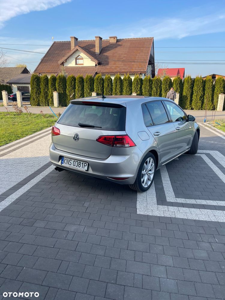 Volkswagen Golf 2.0 BlueTDI Highline - 15